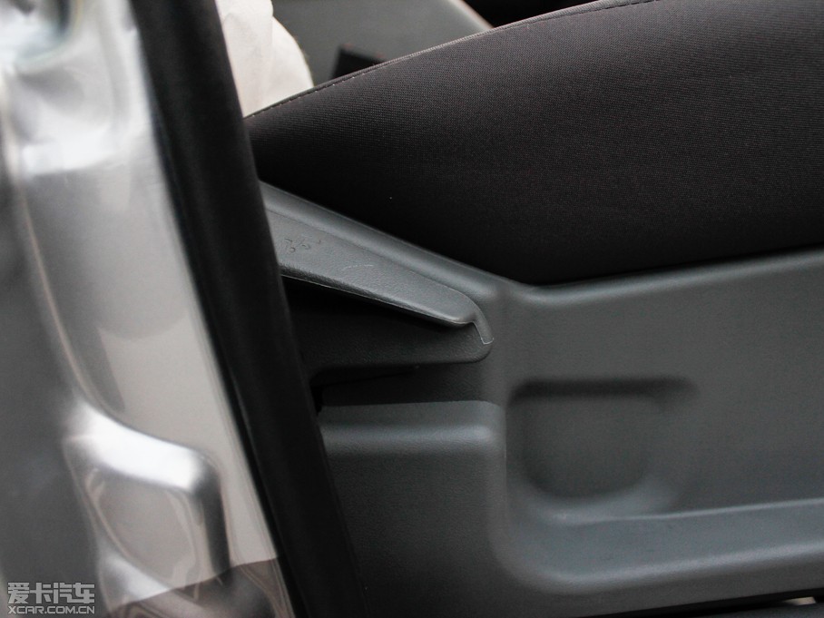 2013������ M3 1.6L �ք����m��