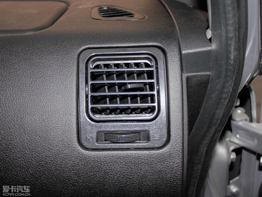 2013������ M3 1.6L �ք����m��