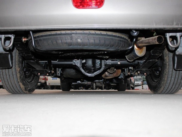 東風風行2013款菱智