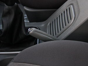 2013M3 1.6L ք(dng)A v܇Ƅ(dng)