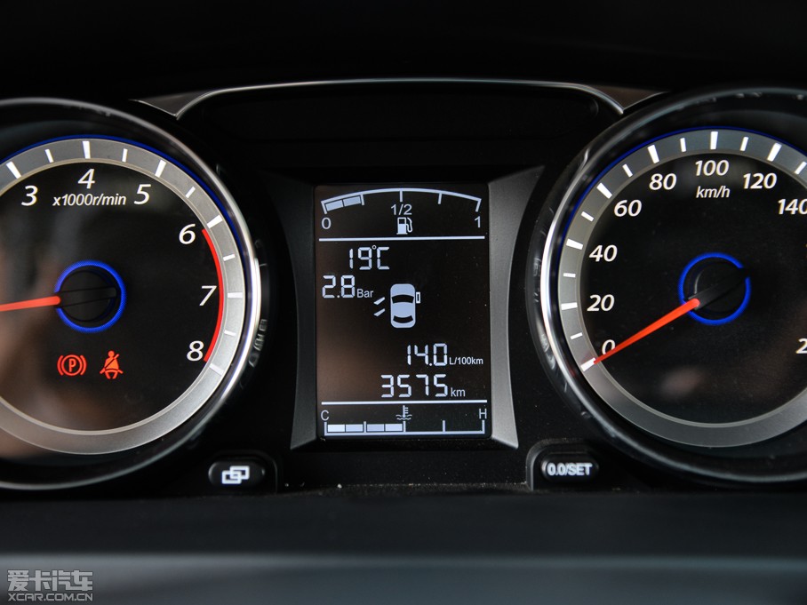 2014���L��CM7 2.0T �ք���Ş��