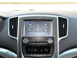 2014款2.0T 手动旗舰型 空调出风口
