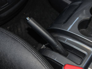 2014款2.0T 手动旗舰型 驻车制动器