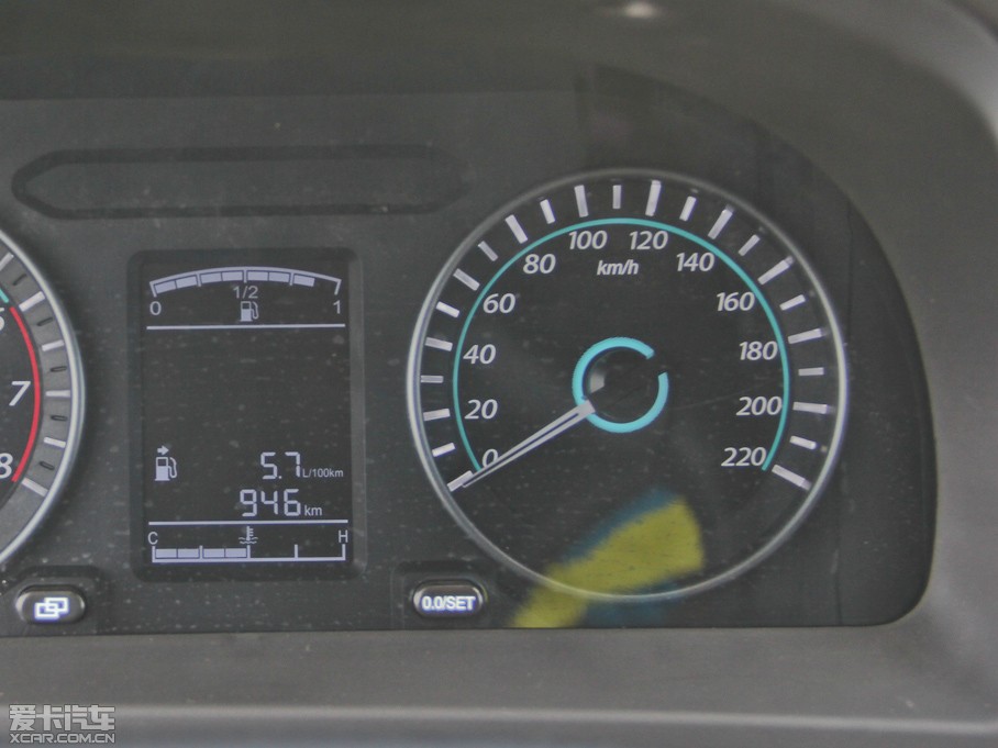 2013���X5 1.8T �ք����F��