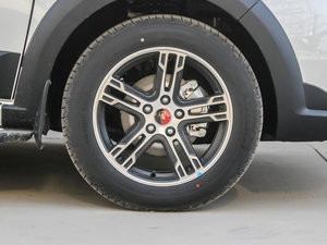 2013款1.6L 手动尊享型 国IV 轮圈