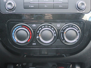 2013款1.6L 手动尊享型 国IV 空调调节