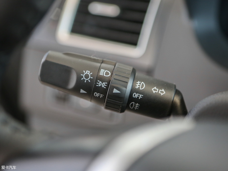 2014S50 1.6L CVTA