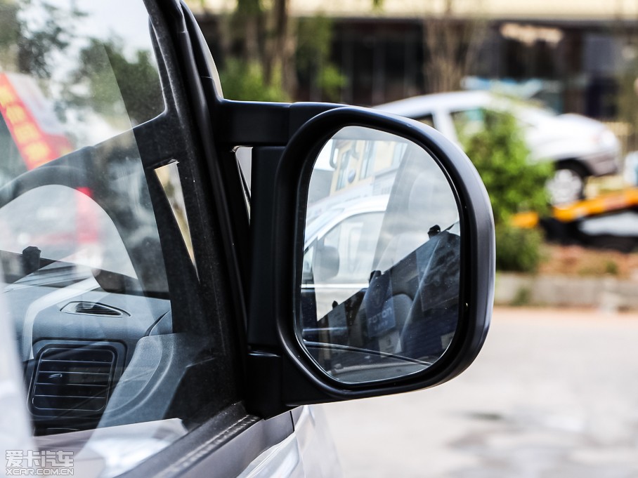 2015 M5 Q3 2.0L 7LSA