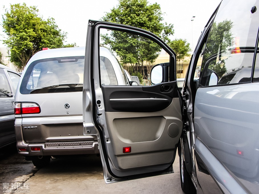 2015 M5 Q3 2.0L 7L(zhng)SA