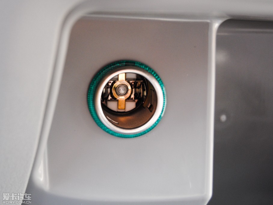 2015 M5 Q7 2.0L 9LSm