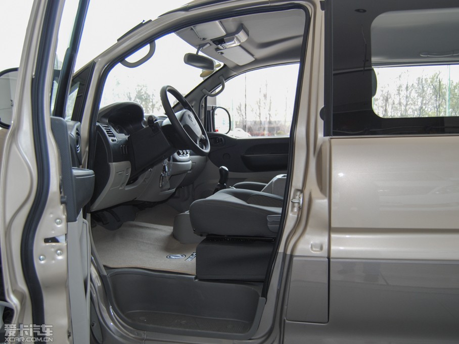 2015 M5 Q7 2.0L 7LSm