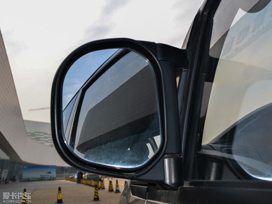 2015������ M5 Q3 2.0L 9���L�S���m��