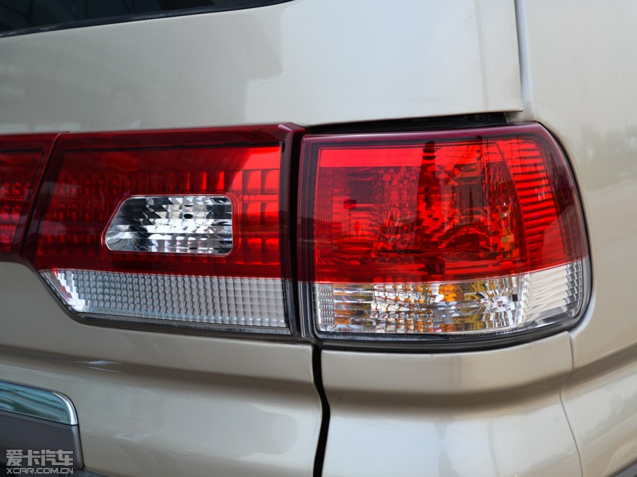 2015������ M5 Q3 2.0L 9���L�S���m��