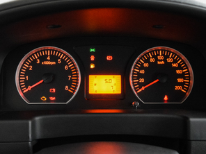 東風風行2015款菱智