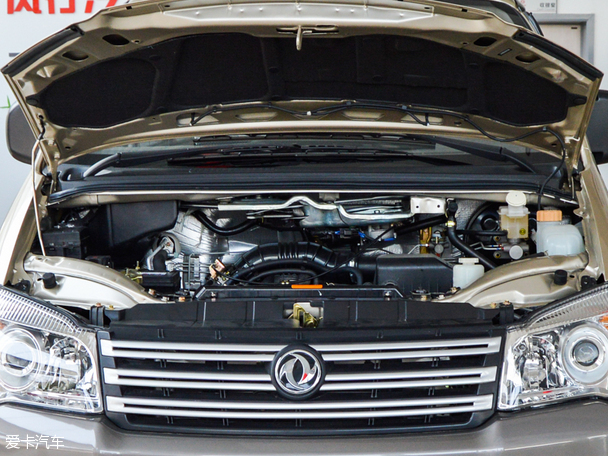 東風風行2015款菱智