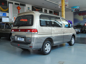 2015M5 Q3 2.0L 7SA w^