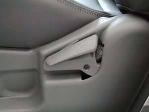 2015M5 Q3 2.0L 7SA {{