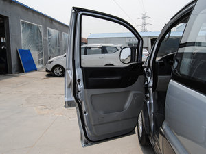2015款M5 Q7 2.0L 9座长轴舒适型 驾驶位车门