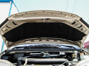 2015款M5 Q3 2.0L 7座长轴舒适型 其它