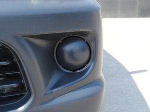 2015款V3 1.5L 5座特供版 国IV 前雾灯