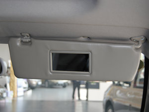 2015款M5 Q7 2.0L 7座长轴舒适型 遮阳板（左）