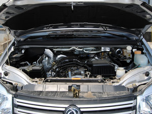 2015款M3 1.6L 7座标准型 发动机