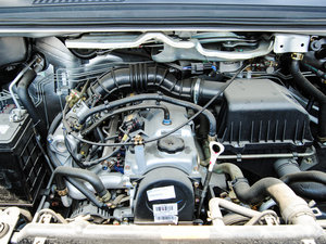 2015款M3 1.6L 7座标准型 其它