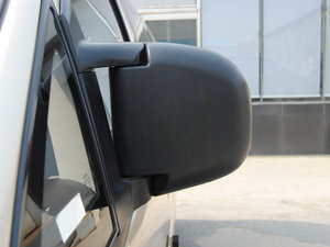 2015款V3 1.5L 7座舒适型 国IV 后视镜