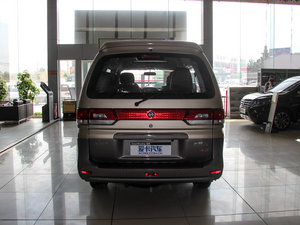 2015M5 Q3 2.0L 7SA w^