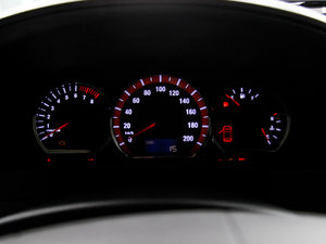 2015M5 Q3 2.0L 7SA п؅^