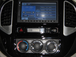 2015M5 Q3 2.0L 7SA п؅^