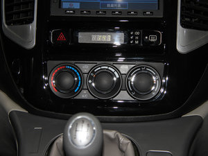 2015M5 Q3 2.0L 7SA п؅^