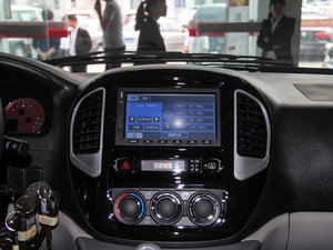 2015M5 Q3 2.0L 7SA п؅^