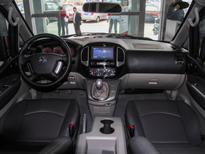 2015M5 Q3 2.0L 7SA п؅^