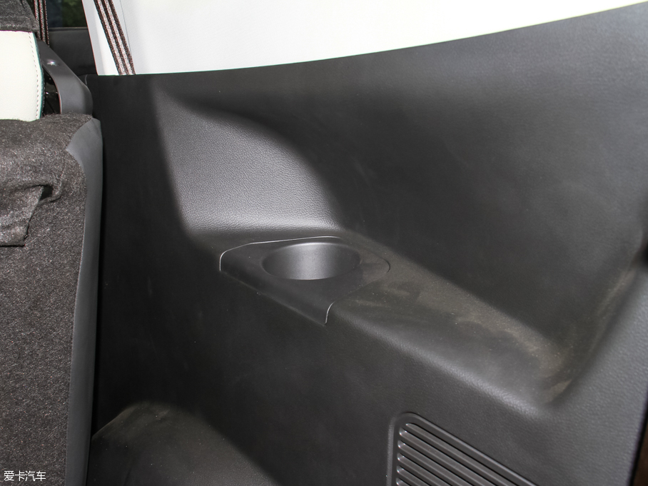 2016���L(f��ng)��S500 1.6L �ք�(d��ng)������