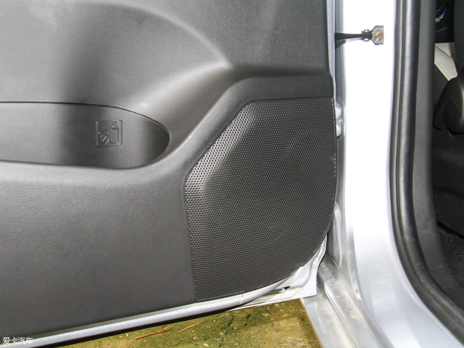 2016���L(f��ng)��S500 1.6L �ք�������