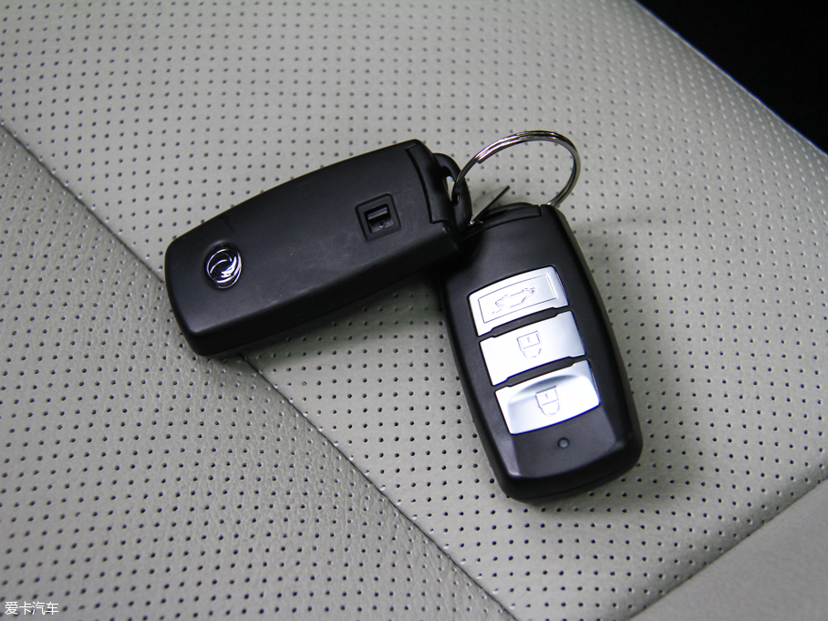 2016���L��S500 1.6L �ք�������