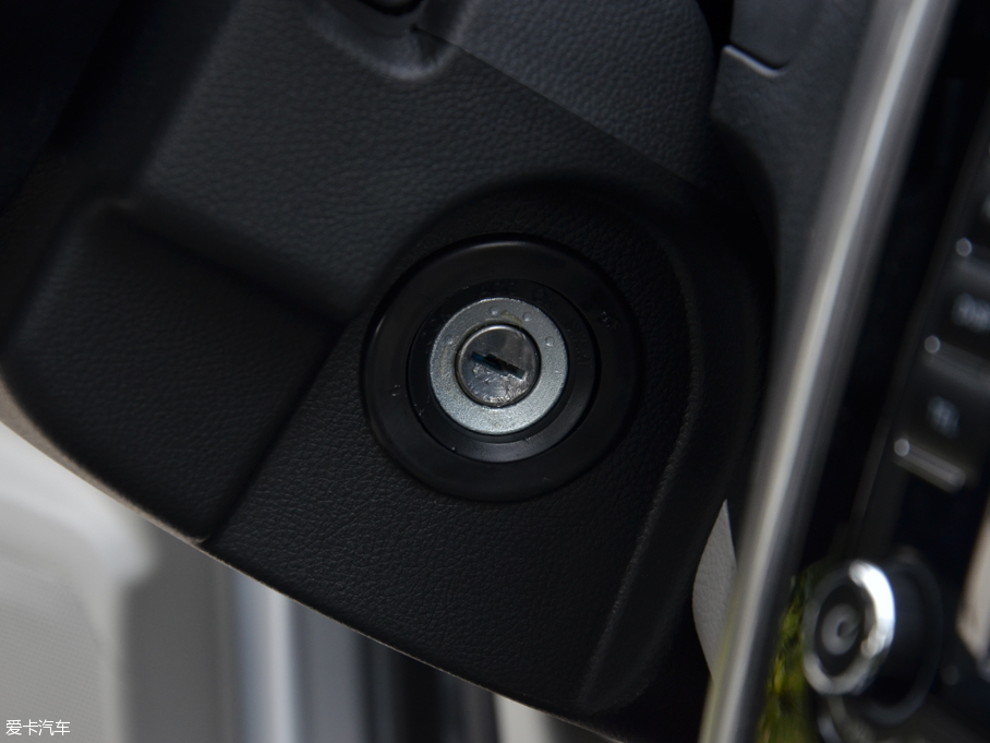 2016���L(f��ng)��S500 1.5L �ք�(d��ng)���A��