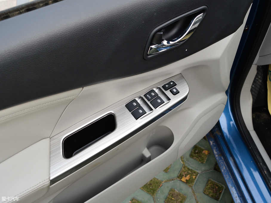 2016L(fng)S500 1.6L CVTA