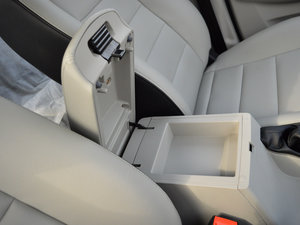 2016款1.5L 手动舒适型 空间座椅