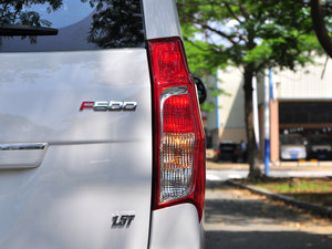 2016款F600 1.5T 手动豪华型 尾灯