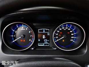 東風(fēng)風(fēng)行2016款景逸X5