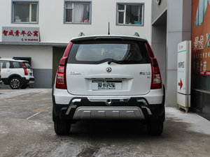 2016款1.5L 手动舒适型 正后	