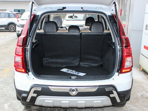 2016款1.5L 手动舒适型 行李厢空间