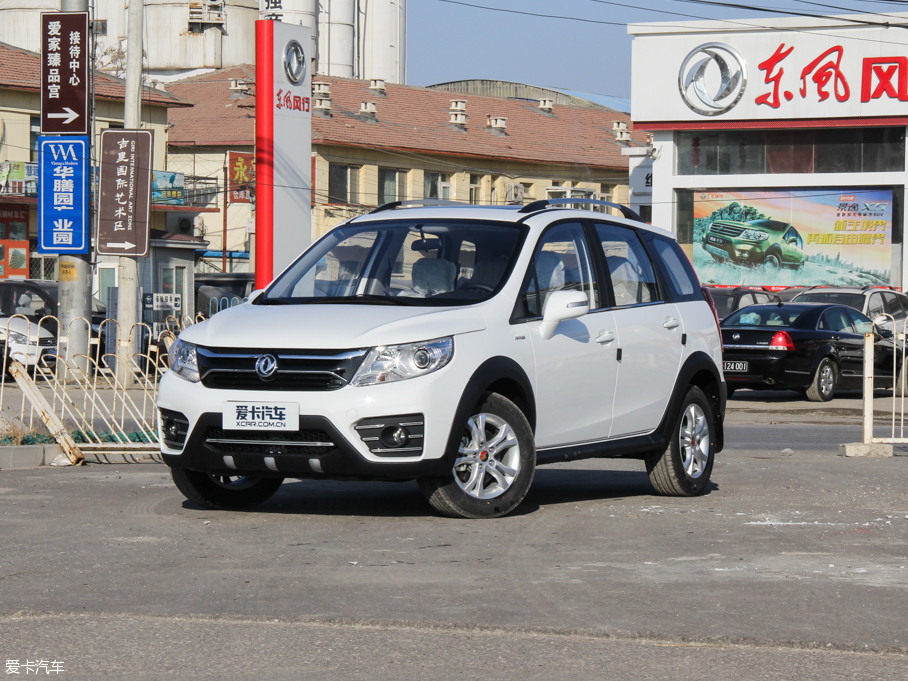 ʾ1-3·ݣȫϵۼ82178ȥͬ8.5%SUV͵ıسڼSUVг