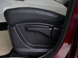 2016款1.6L CVT舒适型 主驾驶座椅调节