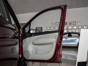 2016款1.6L CVT舒适型 空间座椅