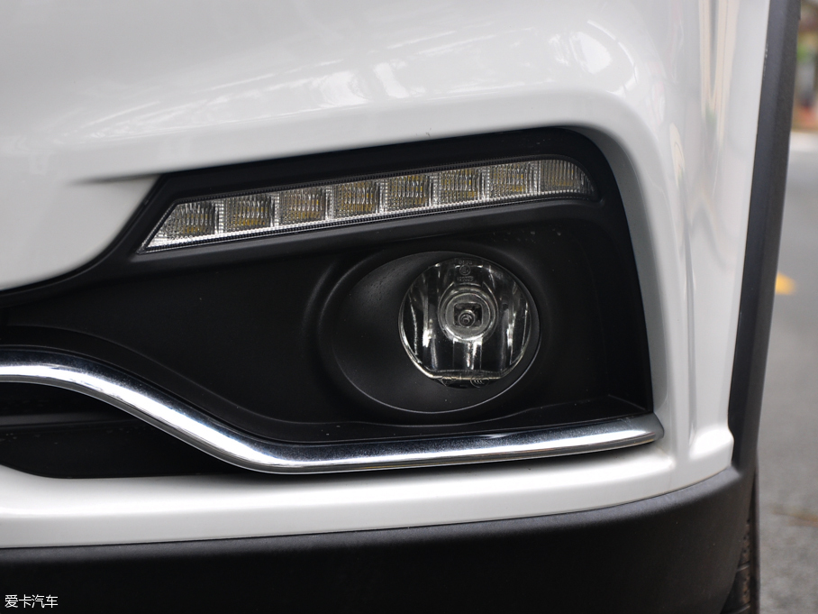 2016L(fng)SX6 2.0L ք(dng) 7