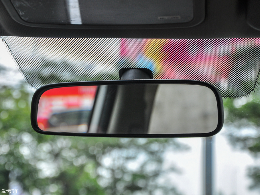 2016L(fng)SX6 2.0L ք(dng) 7