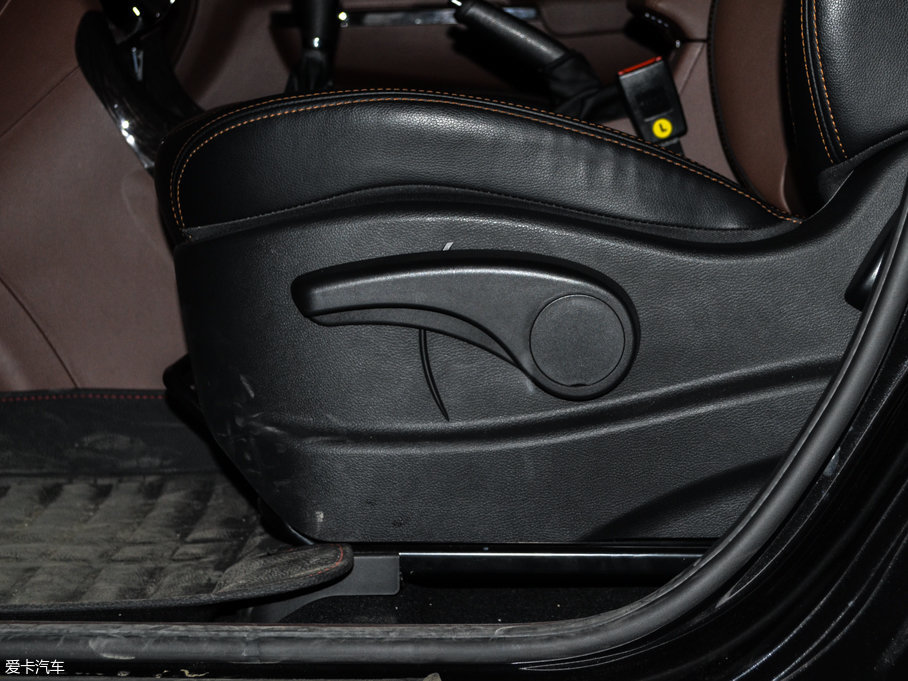 2016LSX6 1.6L CVTA 7